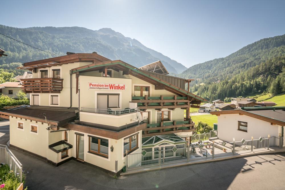 Hotel Pension im Winkel Sölden Exterior foto